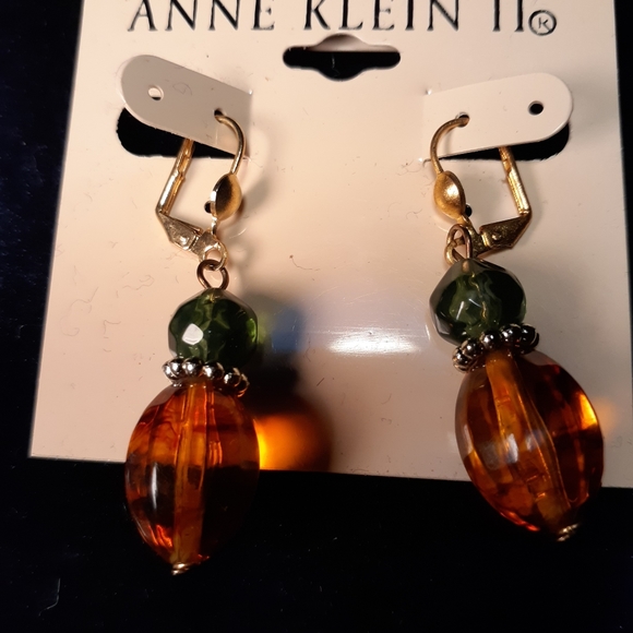 Vintage Anne Klein Earrings - Picture 2 of 2